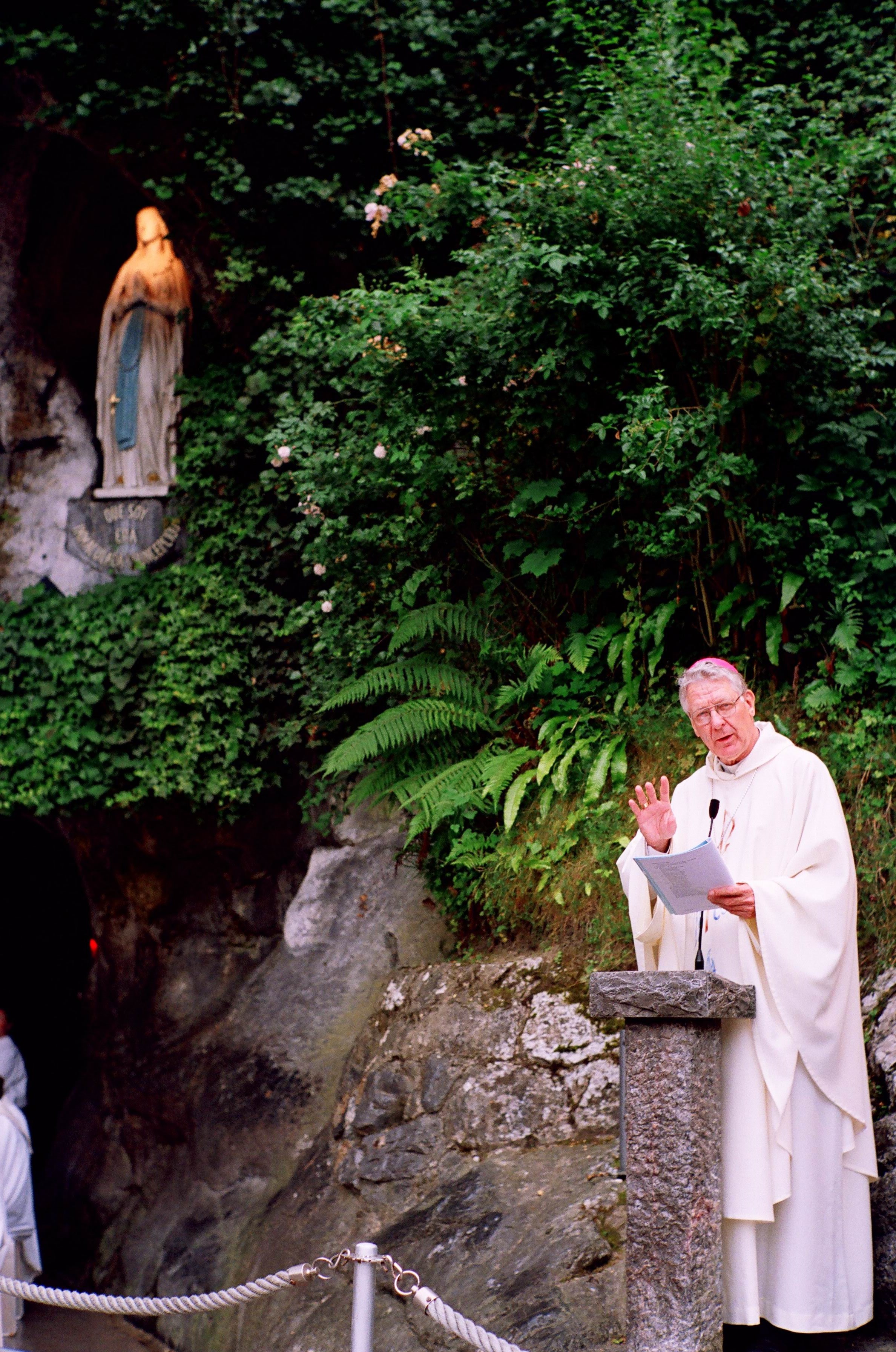 Bisschop in Lourdes © Bisdom Gent Bisschop in Lourdes © Bisdom Gent
