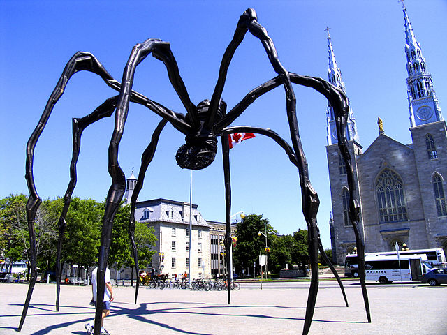 Louise Bourgeois, Maman © Wikipedia Louise Bourgeois, Maman © Wikipedia