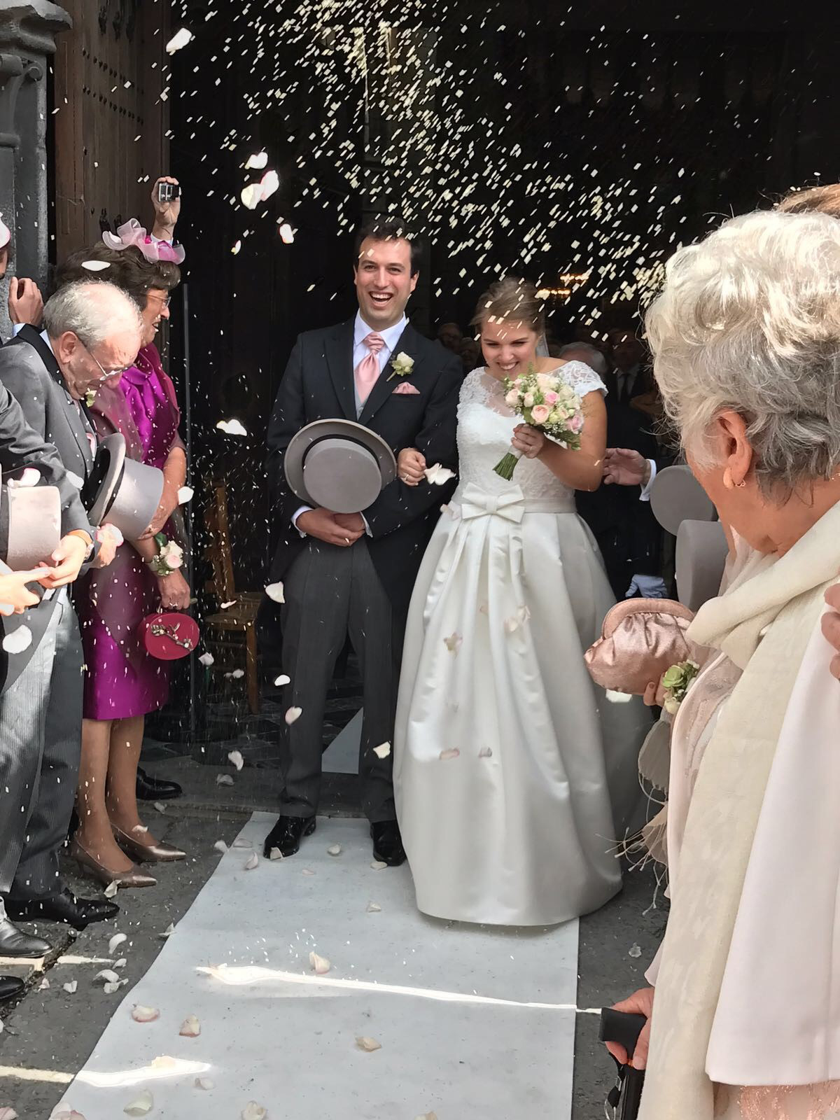 Ellen en Kristof verlaten Pamelekerk Ellen en Kristof verlaten Pamelekerk