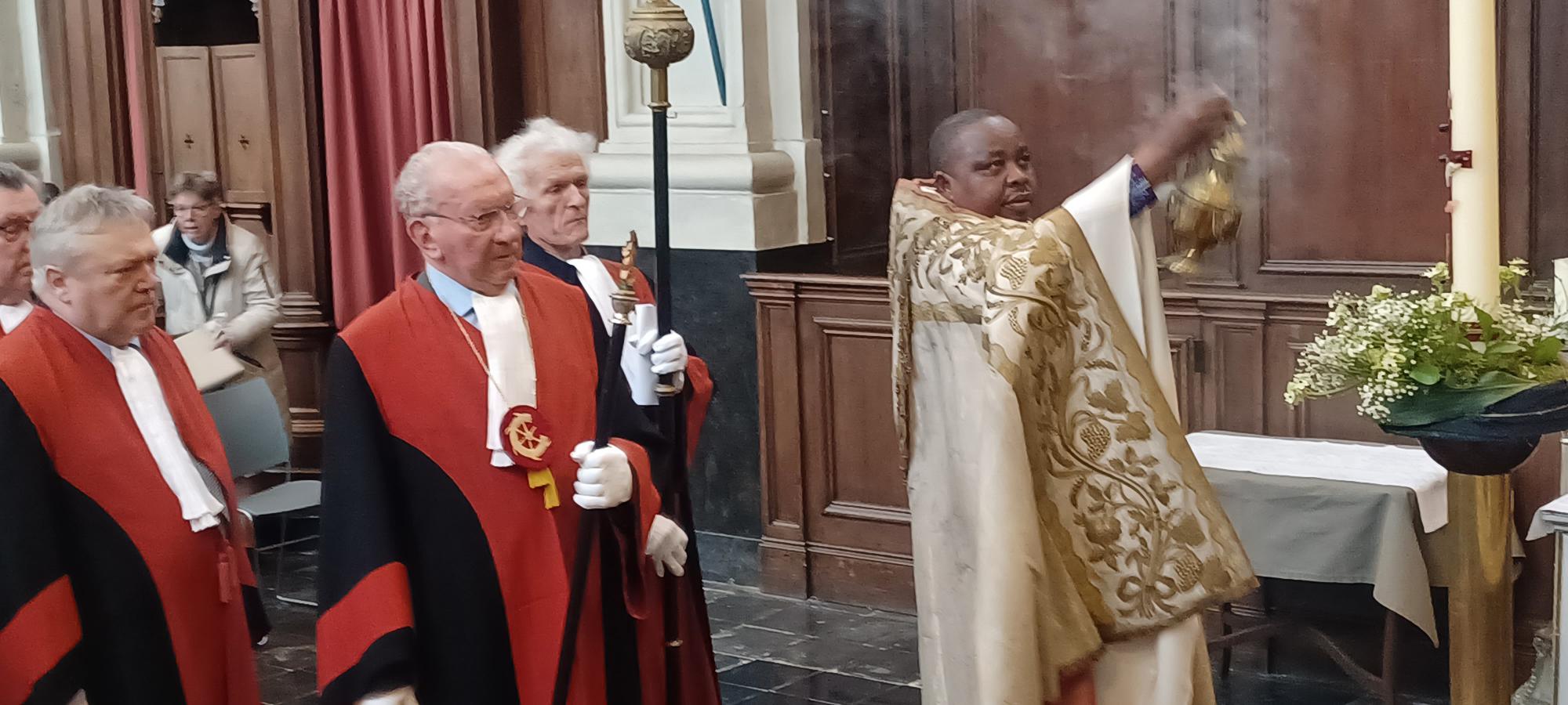 Witte Donderdag: geestelijke betekenis van het Laatste Avondmaal | Kerknet