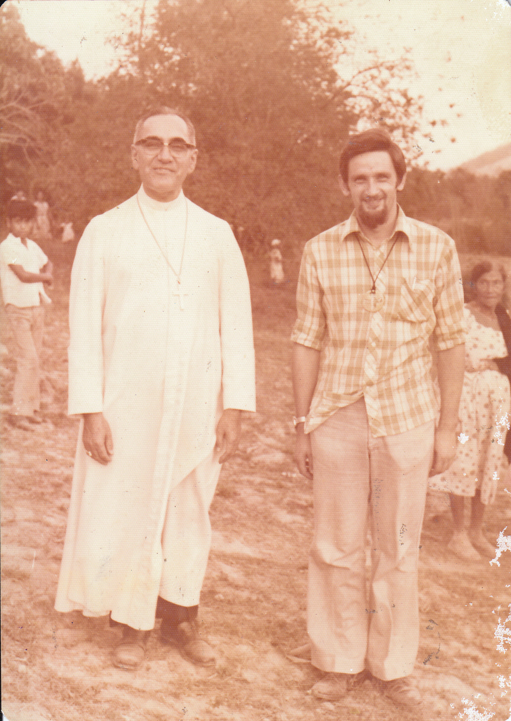 Ludo Van de Velde werkte in de jaren '70 samen met Mgr. Romero in San Salvador. Ludo Van de Velde werkte in de jaren '70 samen met Mgr. Romero in San Salvador.