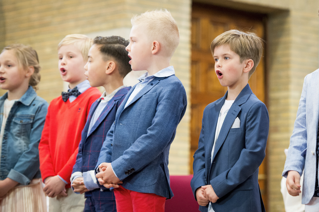 Samen zingen en bidden, zoals het Onzevader. © Gerbrand Van Uytvanck Samen zingen en bidden, zoals het Onzevader. © Gerbrand Van Uytvanck