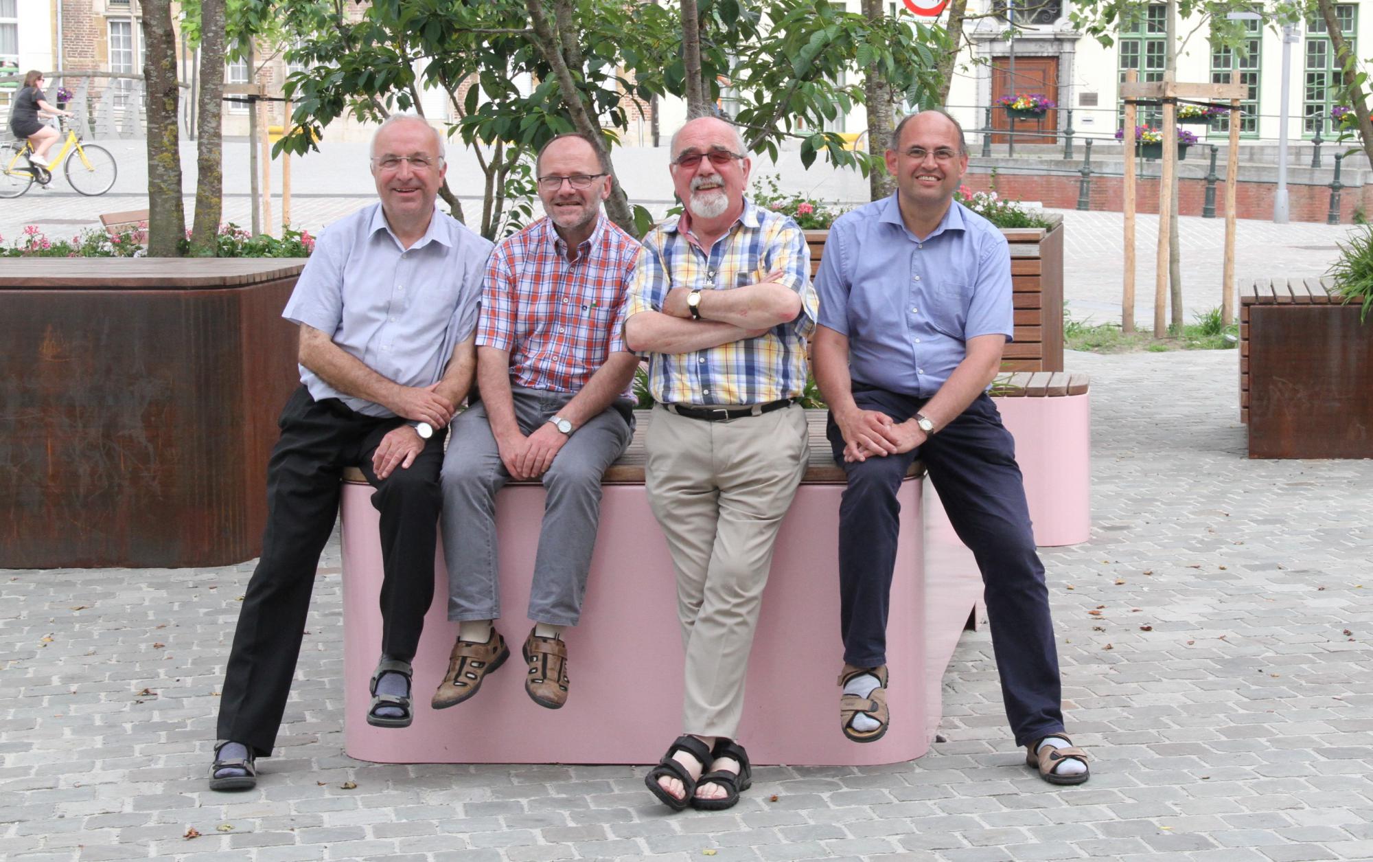 Van l nr r: Geert Cattrysse, Marc Verwaeren, Wilfried Van Wilder en Yvan Stassijns © Bisdom Gent, foto: Ellen Eeckhout Van l nr r: Geert Cattrysse, Marc Verwaeren, Wilfried Van Wilder en Yvan Stassijns © Bisdom Gent, foto: Ellen Eeckhout