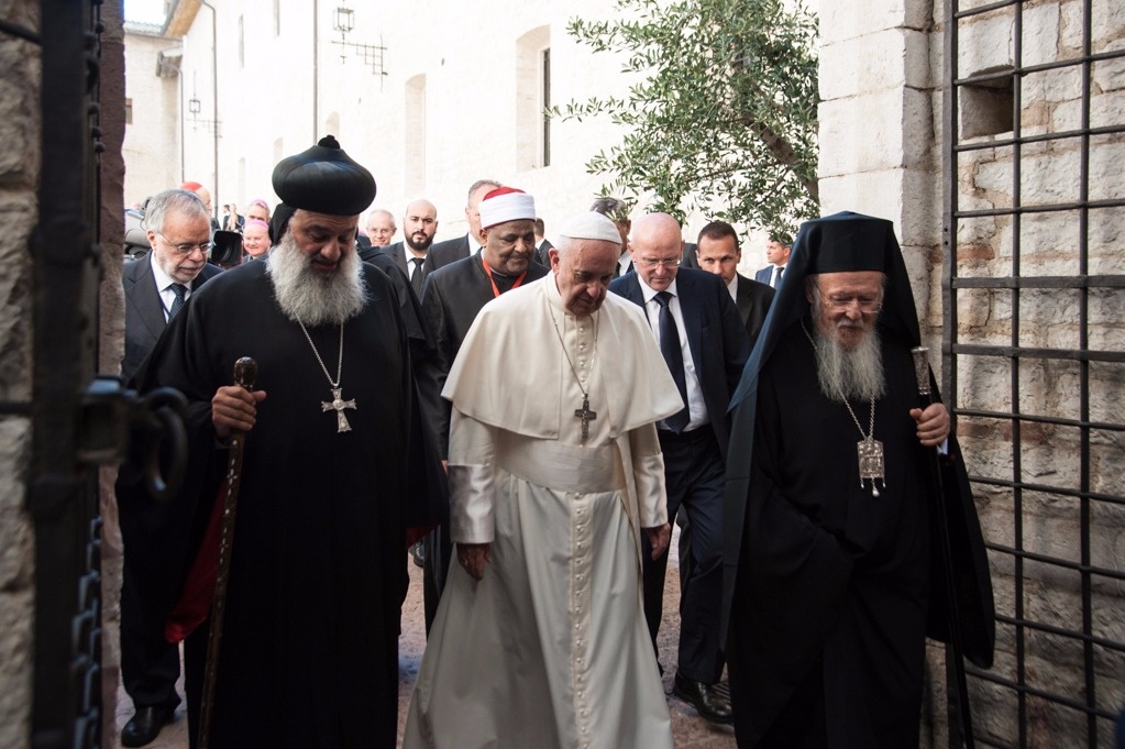 Ignace Ephrem II, paus Franciscus en patriarch Bartholomeos. © Sant'Egidio Ignace Ephrem II, paus Franciscus en patriarch Bartholomeos. © Sant'Egidio