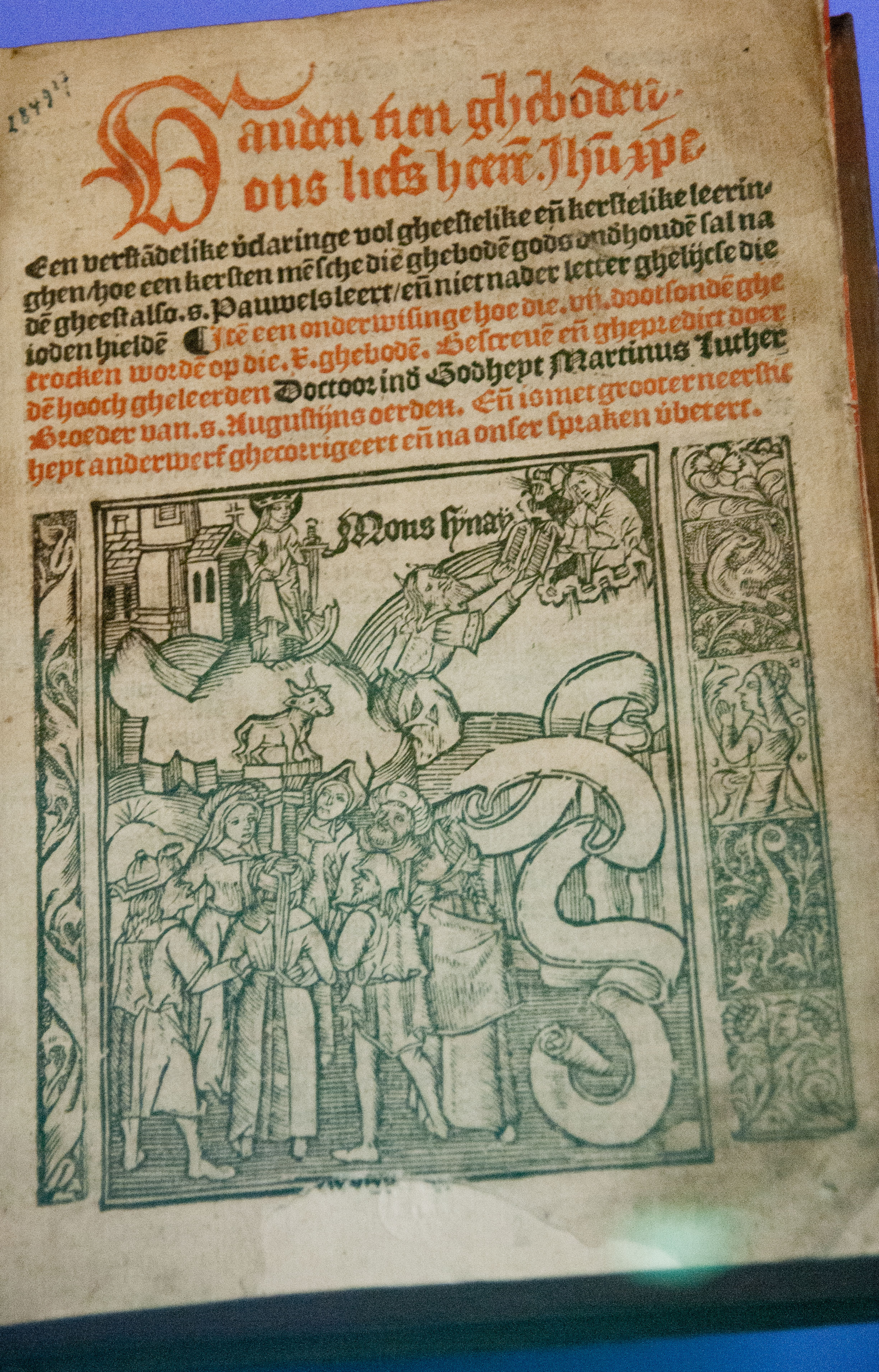 Uniek exemplaar van de oudste Nederlandstalige vertaling van een geschirft van Luther © Philippe Keulemans Uniek exemplaar van de oudste Nederlandstalige vertaling van een geschirft van Luther © Philippe Keulemans