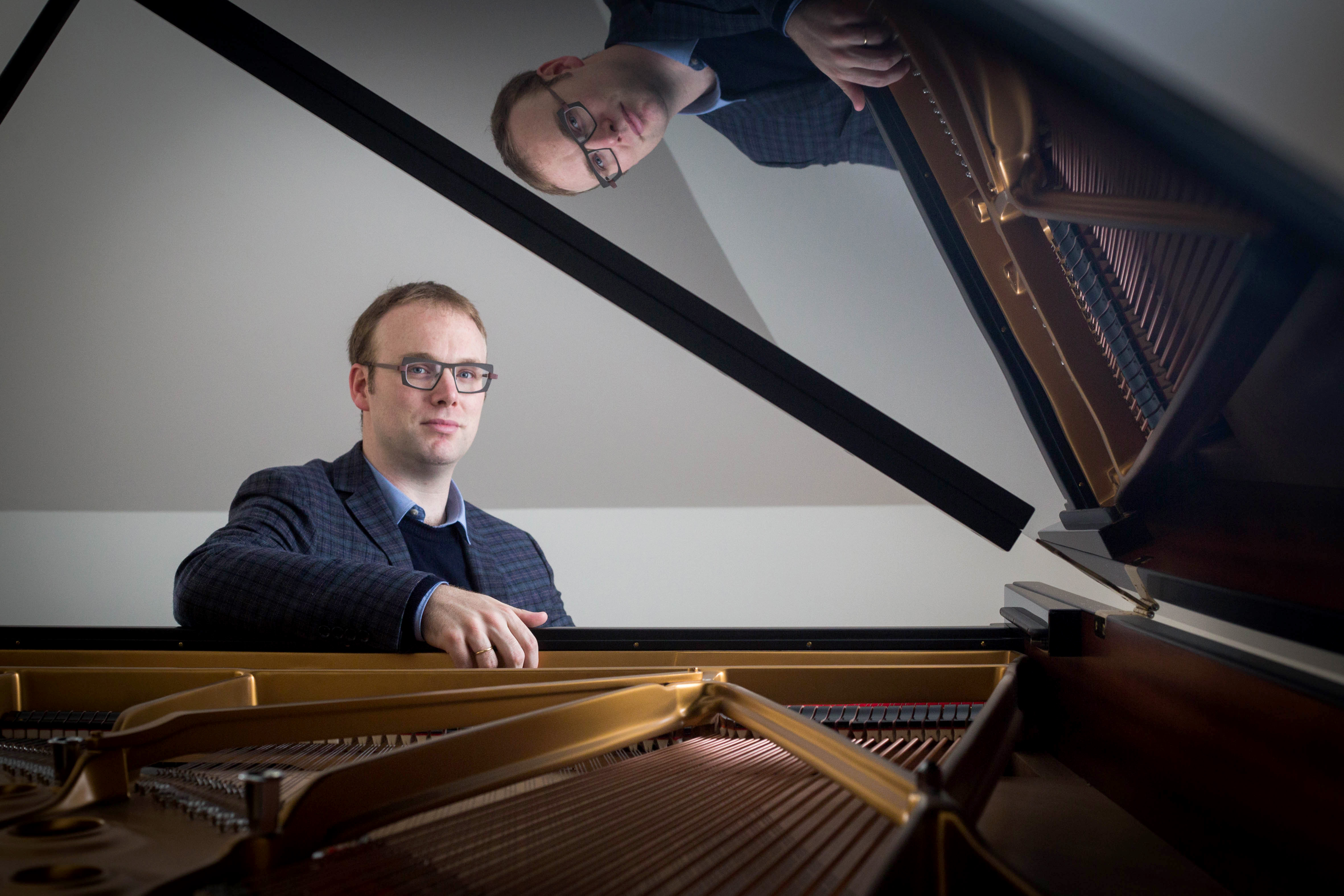 'Ik droomde ervan Rachmaninov te spelen' zegt Liebrecht Vanbeckevoort © Mine Dalemans 'Ik droomde ervan Rachmaninov te spelen' zegt Liebrecht Vanbeckevoort © Mine Dalemans