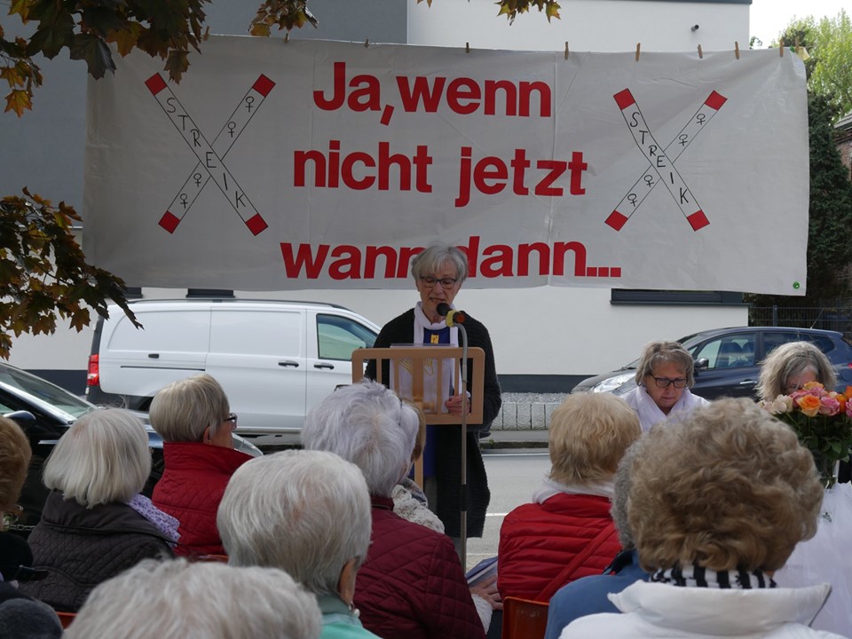Op tientallen plaatsen in heel Duitsland werd dit weekend actie gevoerd © Maria 2.0 Op tientallen plaatsen in heel Duitsland werd dit weekend actie gevoerd © Maria 2.0