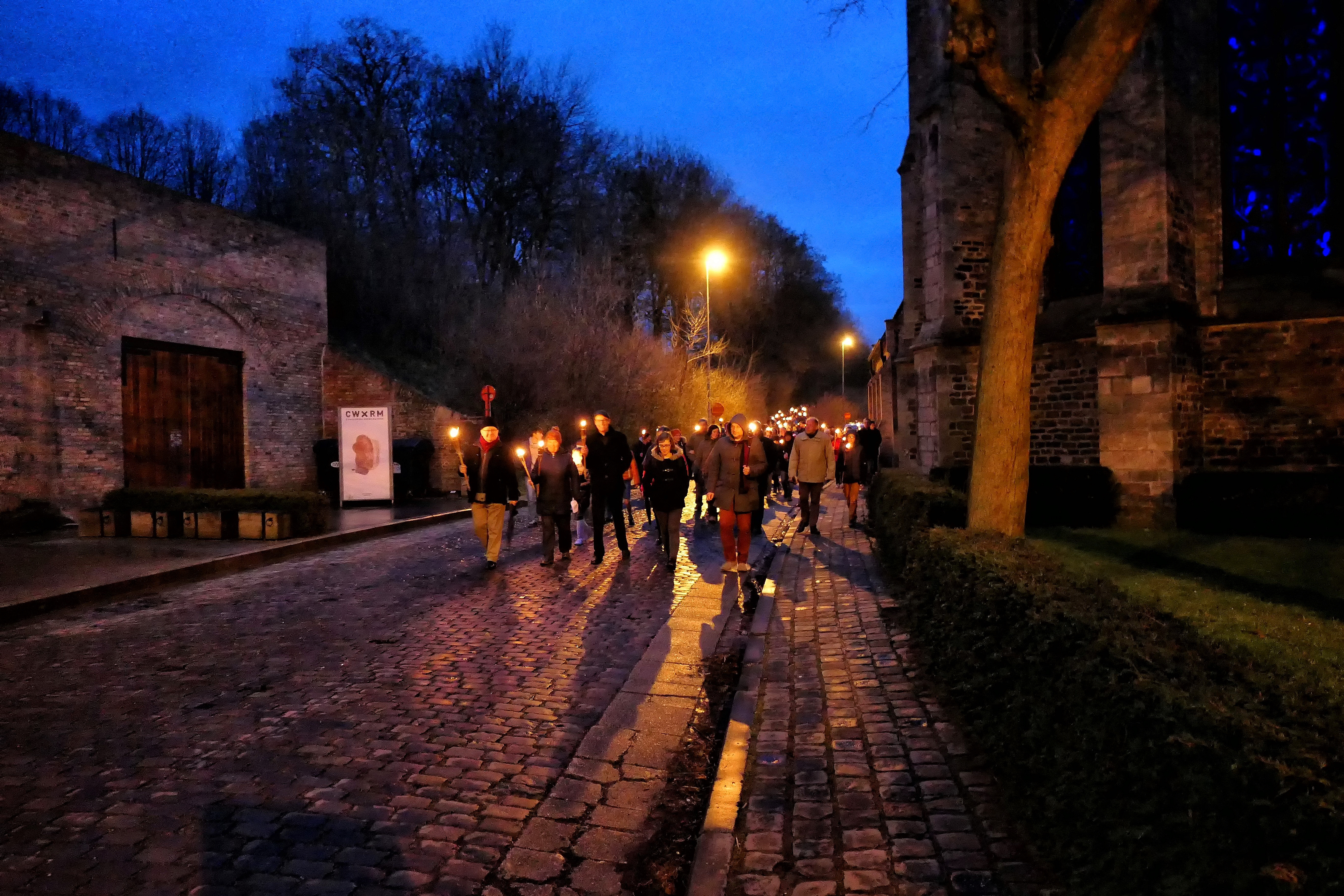 Fakkeltocht tijdens de Passietocht in Ieper 2018. © Lode Caes Fakkeltocht tijdens de Passietocht in Ieper 2018. © Lode Caes