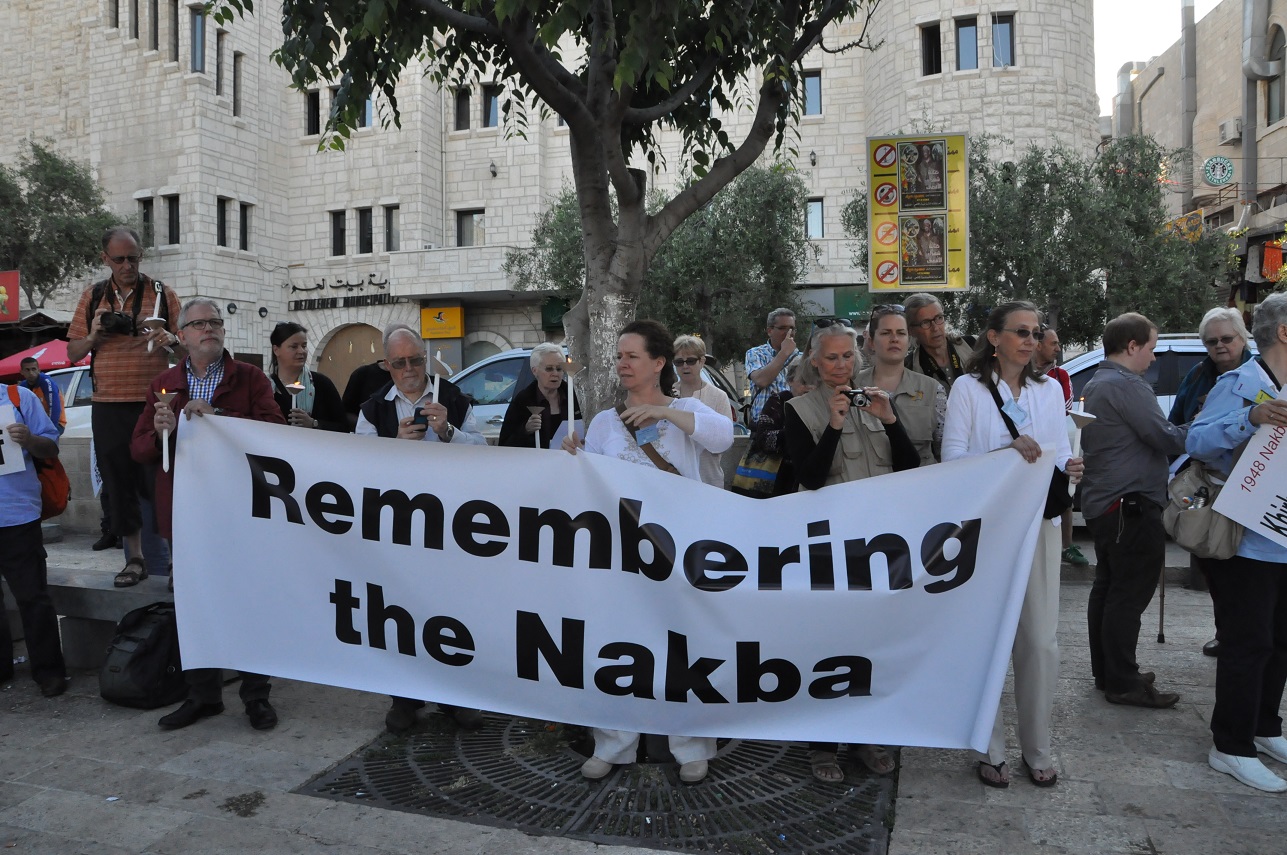 Met Stiltecirkels wil Pax Christi op 15 mei in Vlaamse steden ook de Nakba herdenken © Pax Christi Vlaanderen Met Stiltecirkels wil Pax Christi op 15 mei in Vlaamse steden ook de Nakba herdenken © Pax Christi Vlaanderen