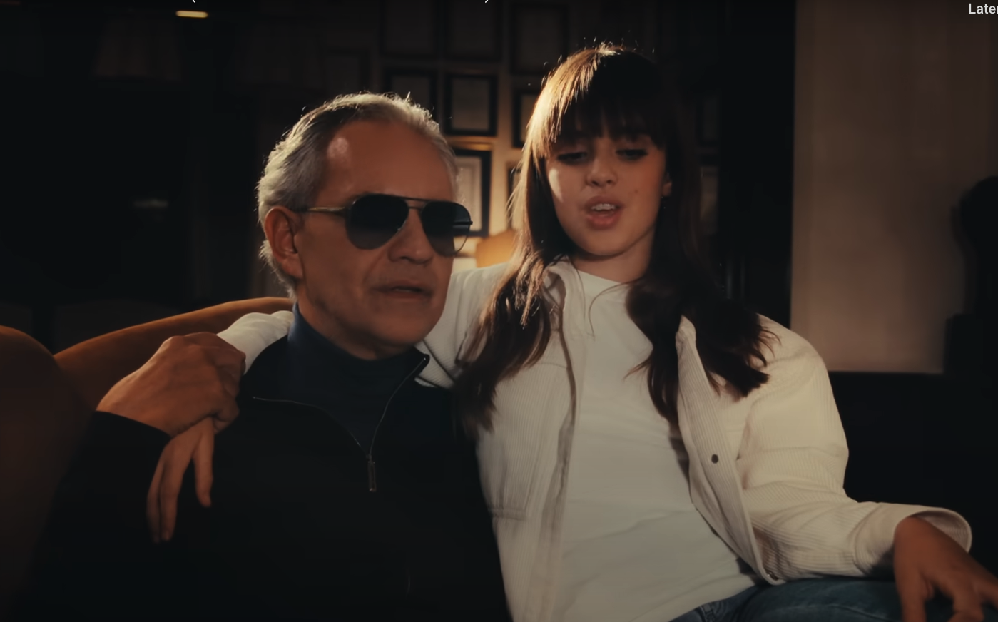 Андреа Бочелли и его дочь поют в фильме о святом Кабрини
