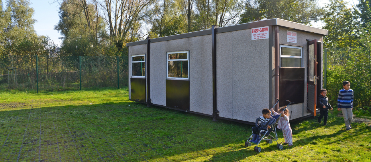 De lessen worden gegeven in een containerklasje. © Stad Gent De lessen worden gegeven in een containerklasje. © Stad Gent
