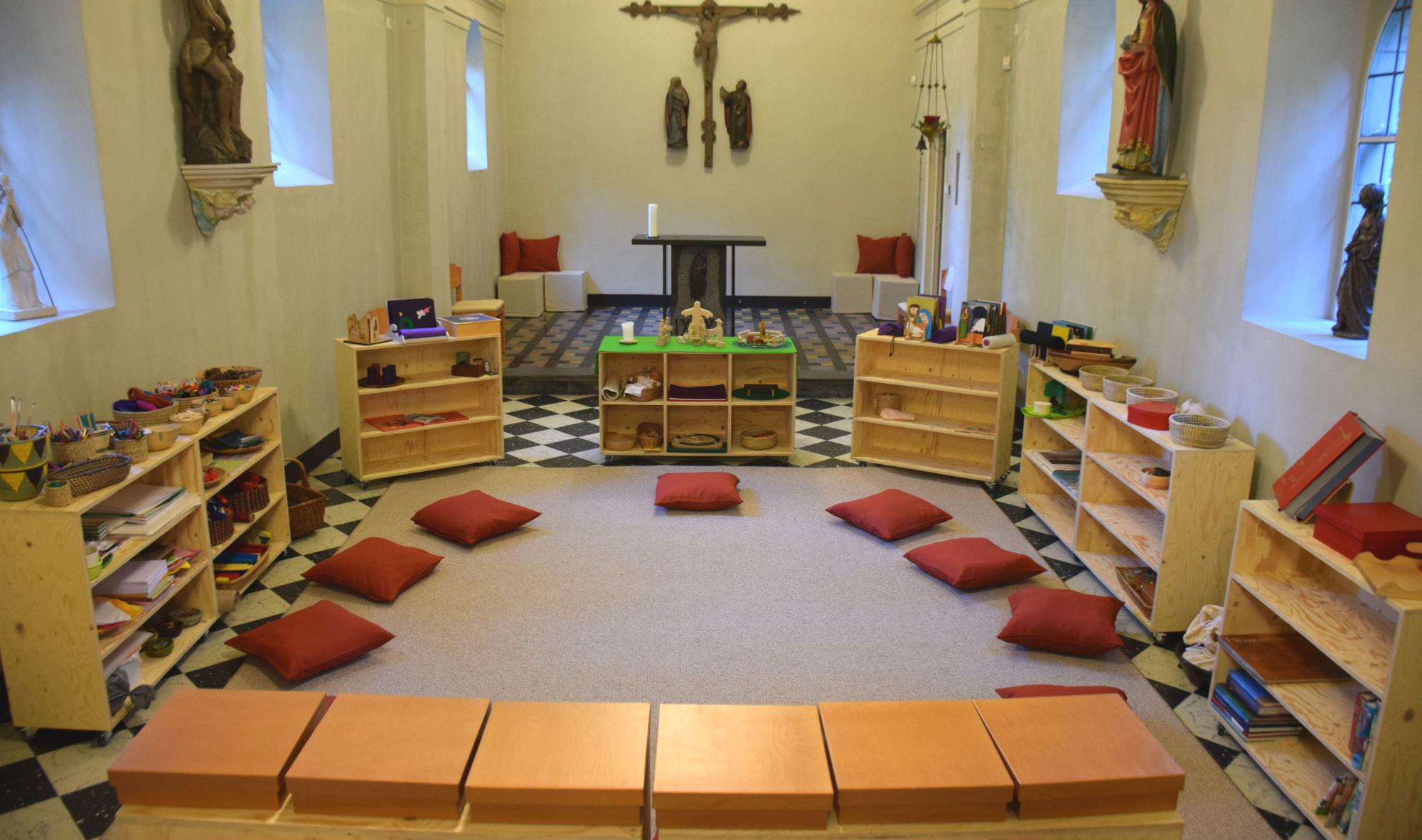 Godly Play ruimte in de Maria Magdalenakapel in Vaalbeek © Hilde Pex Godly Play ruimte in de Maria Magdalenakapel in Vaalbeek © Hilde Pex