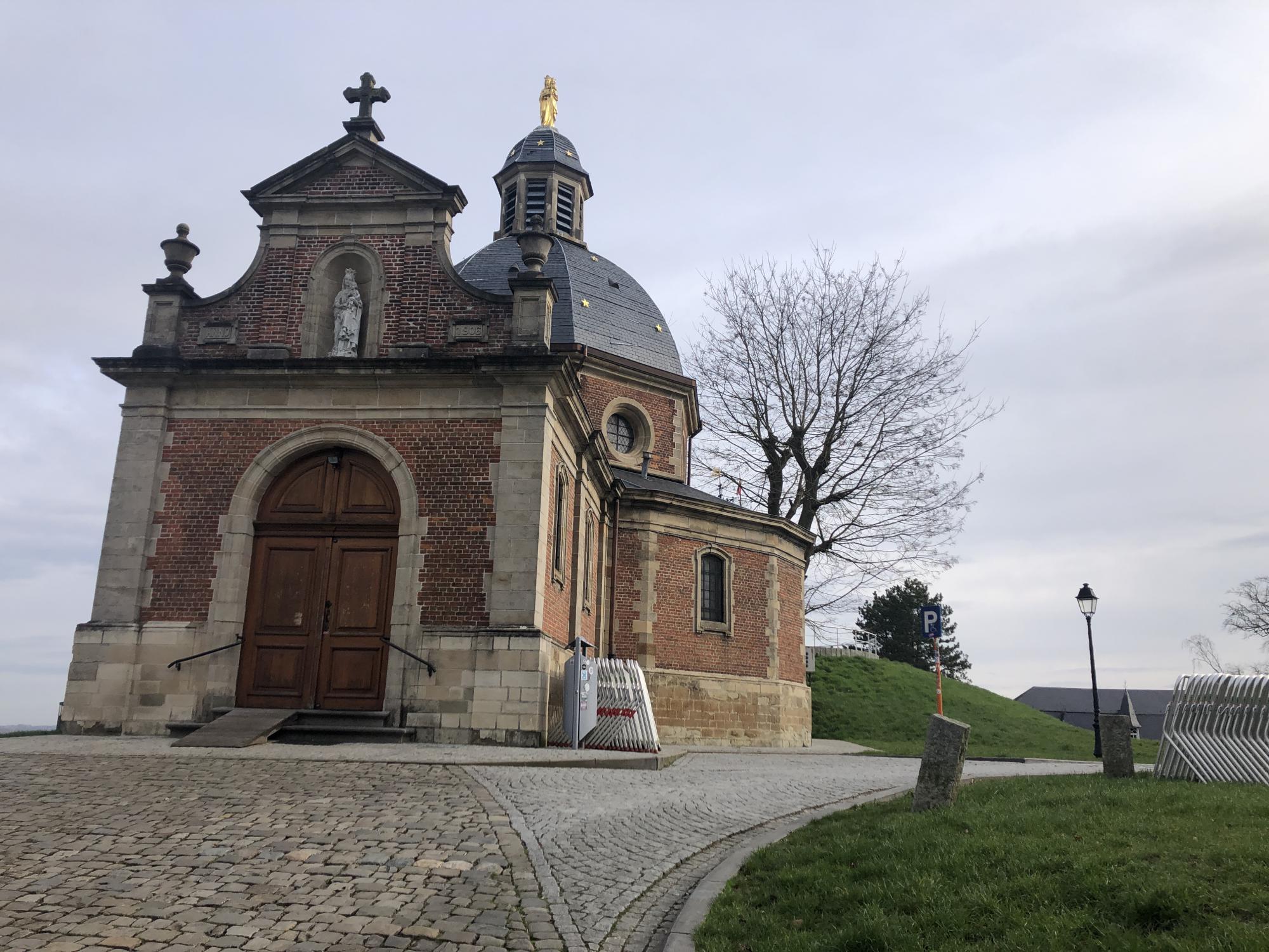 Waarom op de Muur van Geraardsbergen een kapel staat