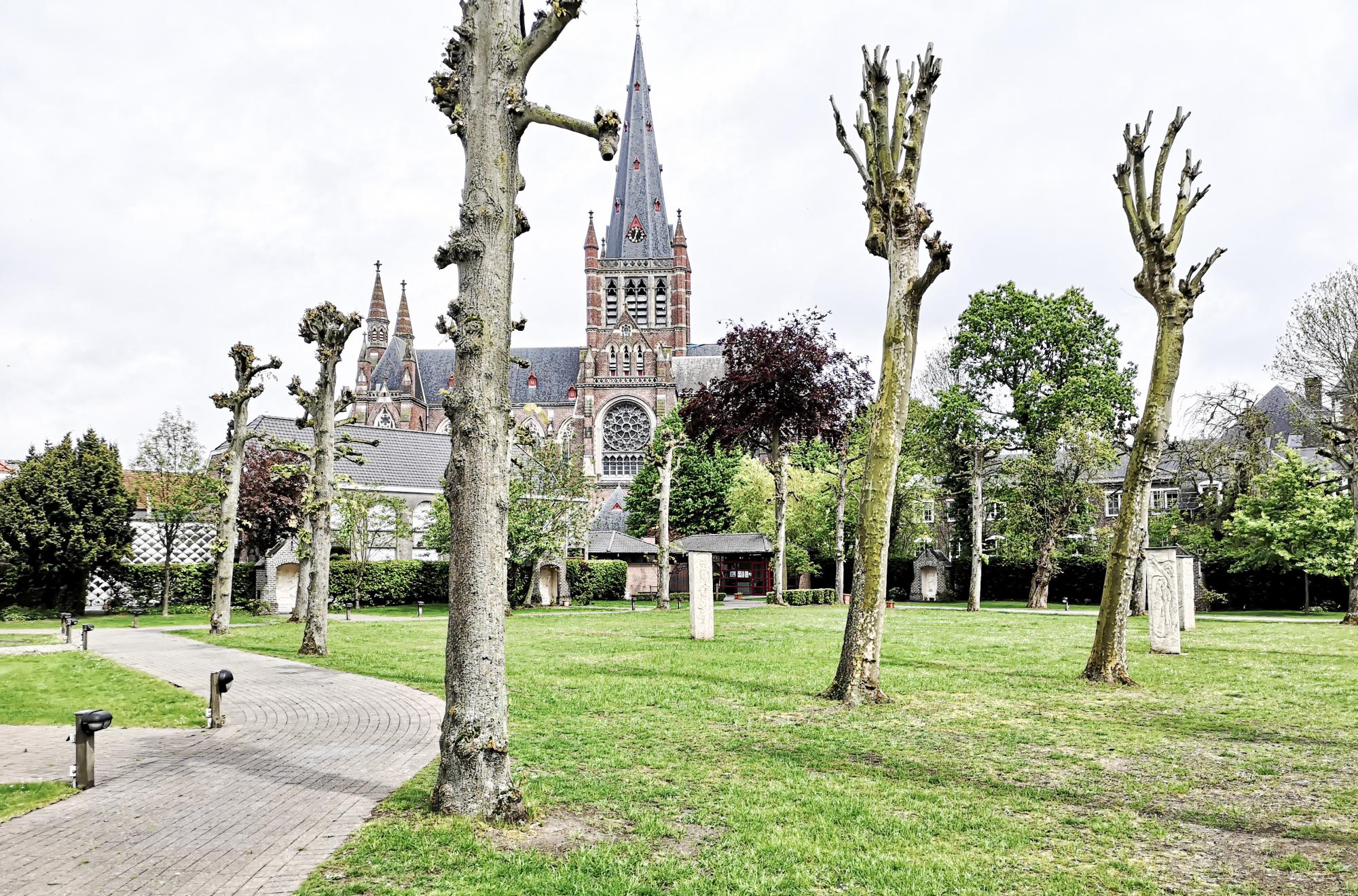 Basiliek van Onze-Lieve-Vrouw van Dadizele © Sim D’Hertefelt Basiliek van Onze-Lieve-Vrouw van Dadizele © Sim D’Hertefelt