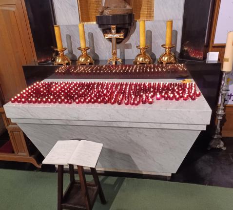 Light a candle op de Kattenfeesten 