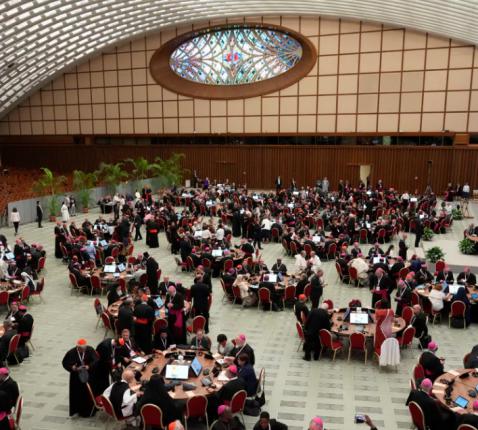 De bisschoppensynode in het Vaticaan © Tertio