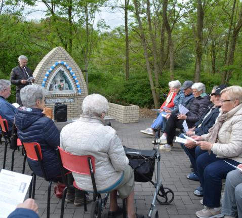 Kruisdagen aan Boktkapel en Deusterkapel © Rita Houwen