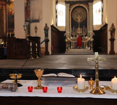 Sint-Aldegondisnoveen in de kerk van Zwevezele - Ziekenzalving 