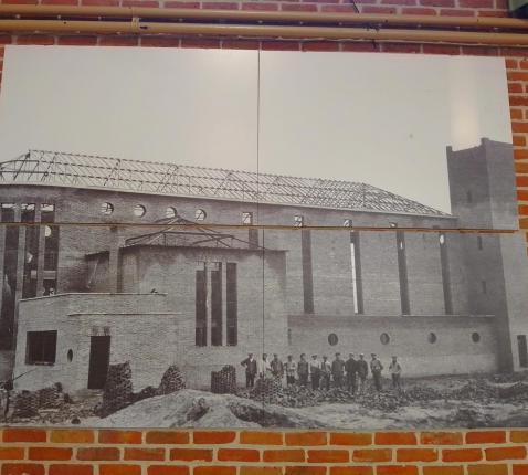 Bouw van de H. Familiekerk in Witgoor © Christa Damen