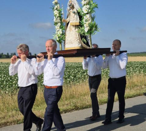 OLV TEN DOORN © F.VDB