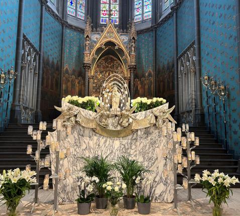 Miraculeus beeld Onze-Lieve-Vrouw van Dadizele © kerk in Moorslede