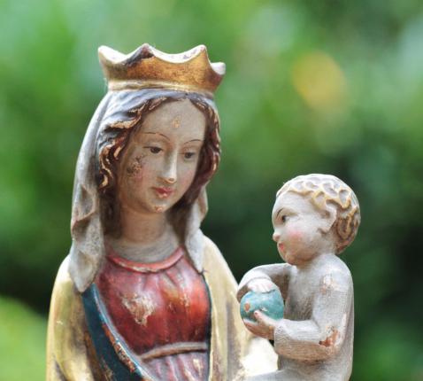 Meimaand = Mariamaand 