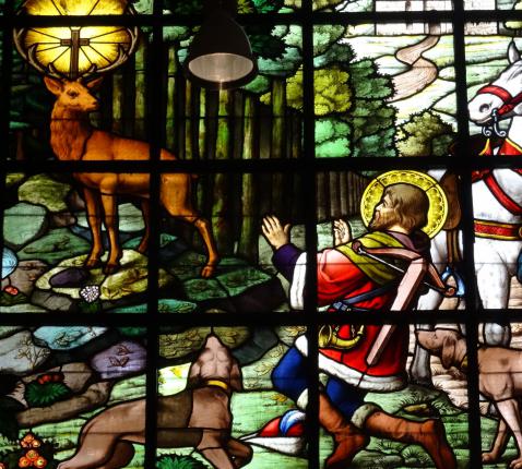 Hubertus en het hert, Glasraam Sint-Pieterskerk Turnhout © Jan Verheyen