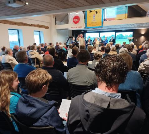 Kruisdagen: Vruchten der aarde © J. Follet