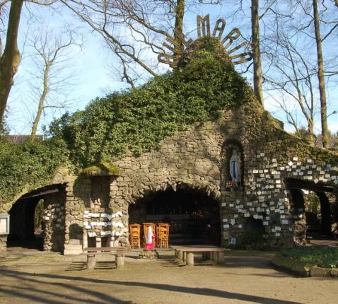 Mariagrot Kleit © Parochie Maldegem