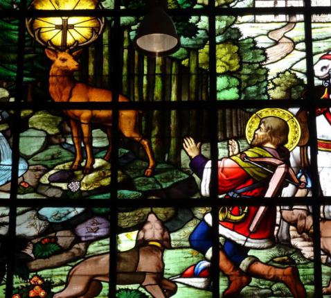 Hubertus en het hert - Glasraam Sint-Pieterskerk Turnhout © © Jan Verheyen