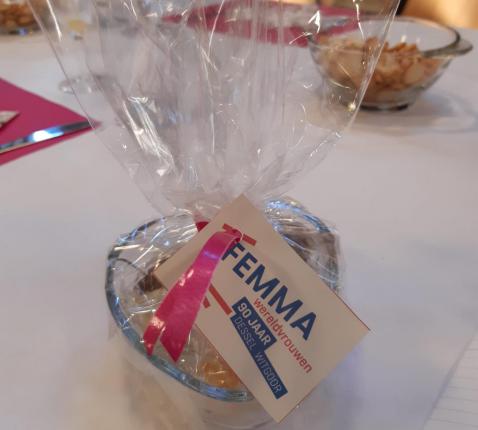 90 kaarsjes voor Femma Witgoor  © Marleen Cosemans