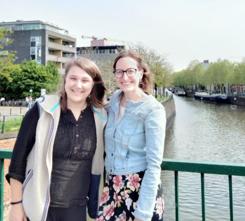 Sara Loobuyck en Barbara Mertens in Gent © TAU