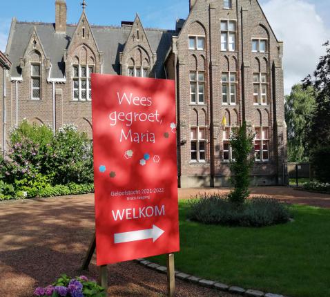 Geloofstocht Oostakker-Lourdes © Bedevaartsoord Oostakker, foto: Claire-Marie Cloquet