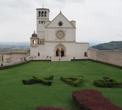 San Francesco basiliek in Assisi © bedevaarten bisdom Gent