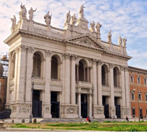 Basiliek van Sint-Jan van Lateranen © Bijbel in 1000 seconden, Chantal Leterme, www.bijbelin1000seconden.be