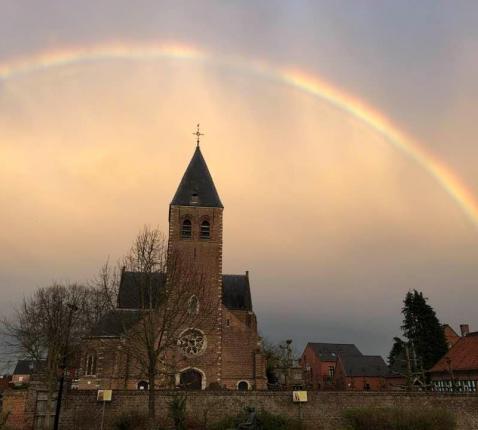 Vooraanzicht kerk Zoersel 