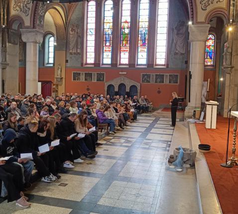 Gezinsviering maart © l