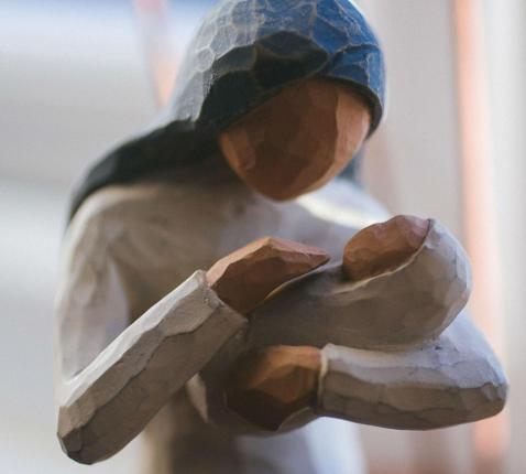 Maria en het kindje Jezus © Unsplash, foto: Phil Hearing
