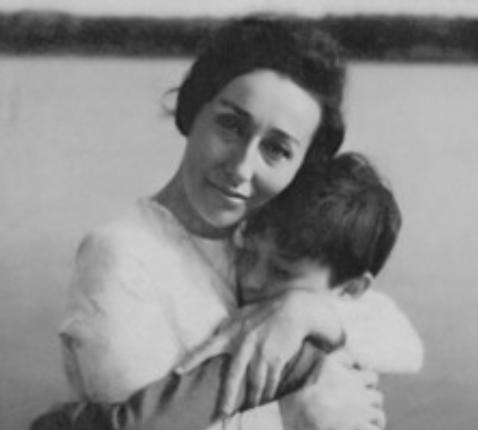 Louisa Nahoel 