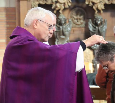 Mgr P Hoogmartens © Otheo