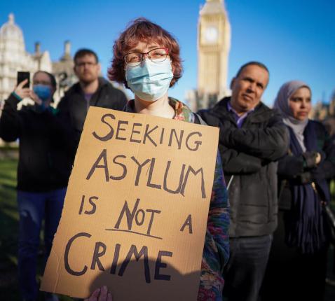 Protest tegen de almaar strenger wordende migratiewetten in het VK, archiefbeeld 2022 © CC Alisdare Hickson via Flickr
