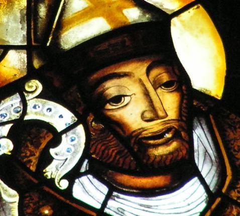 Detail glasraam Sint-Niklaas in de kerk in Dessel. © Luc Damen