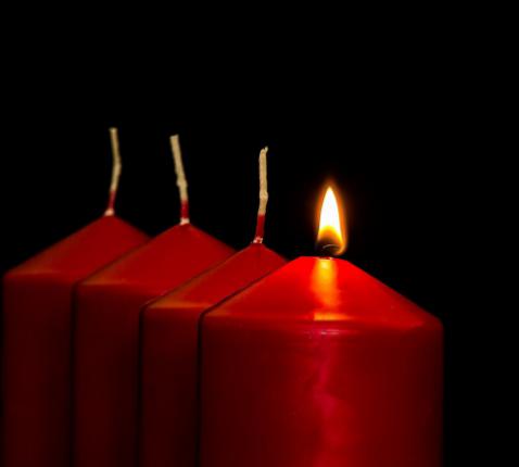 Eerste zondag van de advent © Myriam Zilles_Pixabay