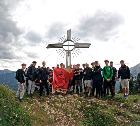 Op de top van een berg 
