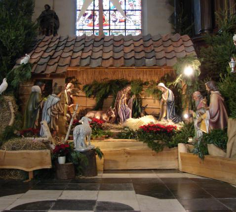 Kerststal in Sint-Laurentiuskerk 