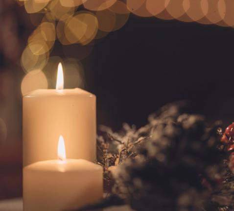 Steek de kaarsen aan ... © unsplash, Laura Nyhuis