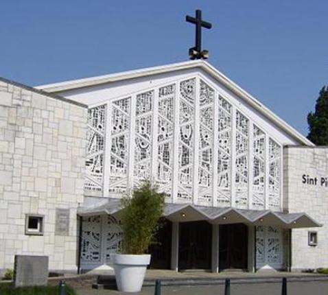 Sint-Pius X • Sint-Elooisdreef • Kortrijk 