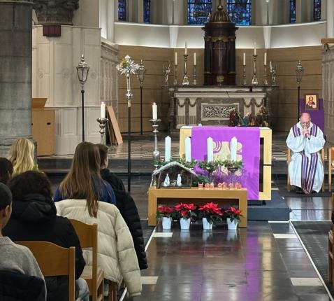 Adventsviering Spes Nostra Kuurne 2025 © Alien Denys