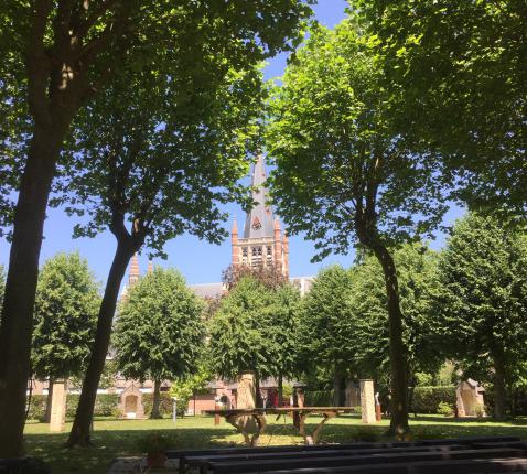 Basiliek vanuit het rosarium © bedevaartsoord