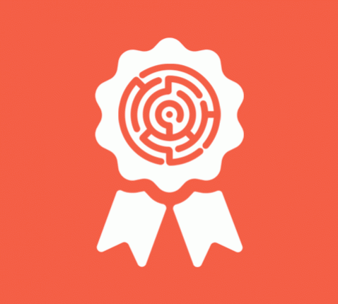 Digitale zomerschool spirituele meesters © Labyrinth by AFY Studio / Badge by Creative Stall from the Noun Project